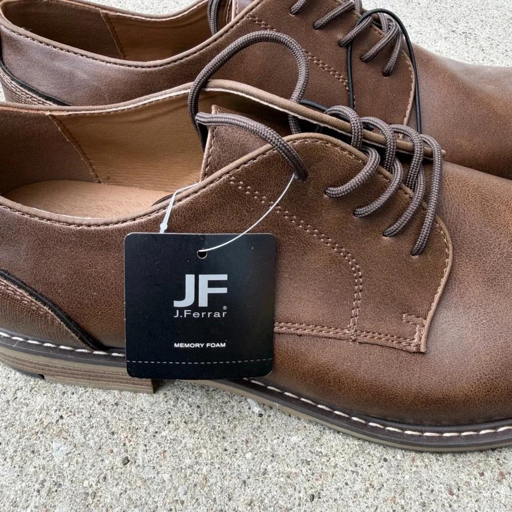 J. Ferrar Mens Cognac Brown Derby Dress Shoes Memory Foam 13M NEW